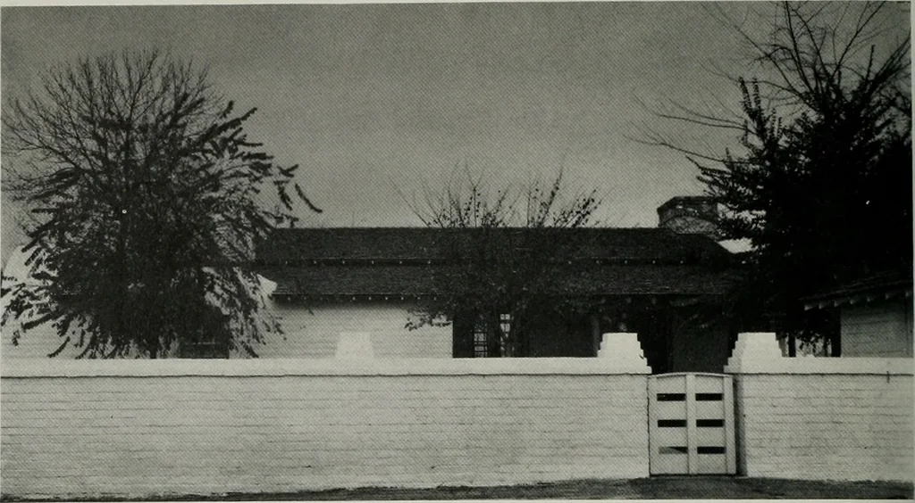 An illustration from Architect and engineer, 1905, leaf 257