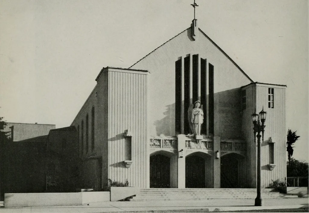 An illustration from Architect and engineer, 1905, leaf 335