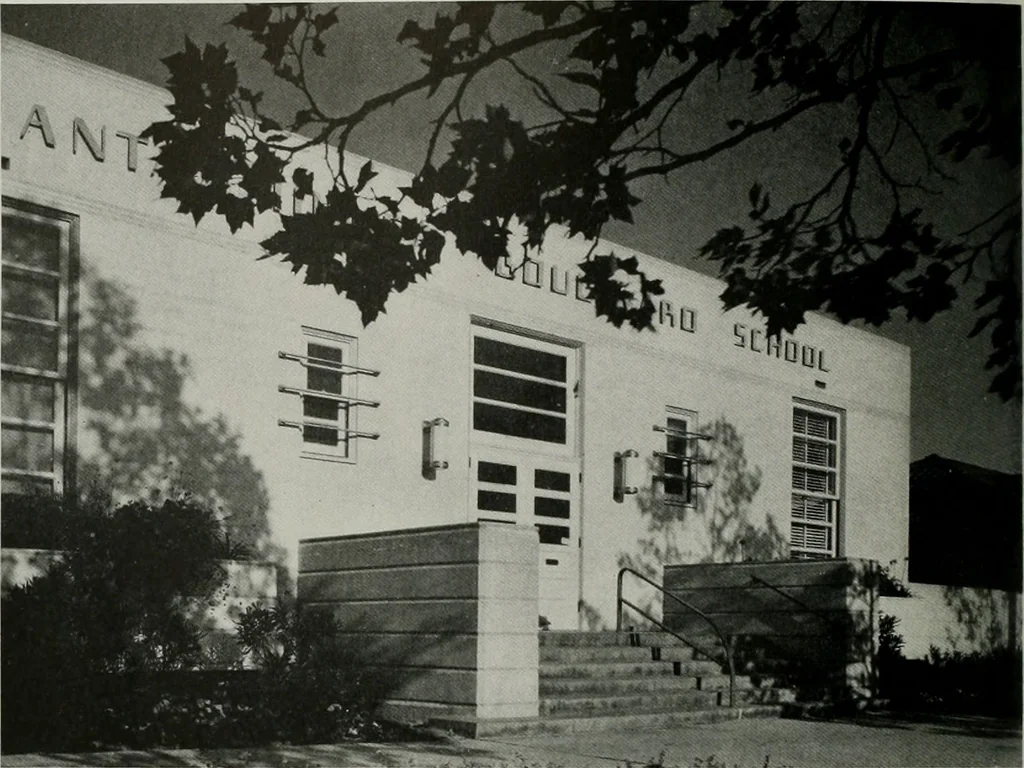 An illustration from Architect and engineer, 1905, leaf 341