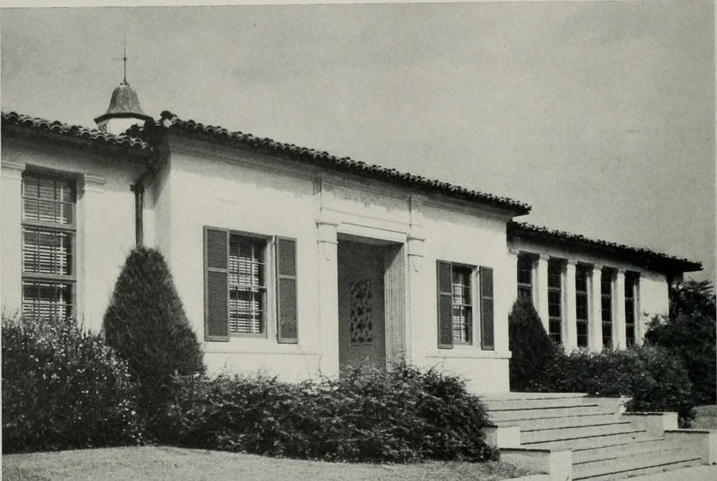 An illustration from Architect and engineer, 1905, leaf 49