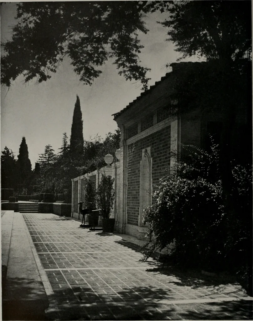 An illustration from Architect and engineer, 1905, leaf 101