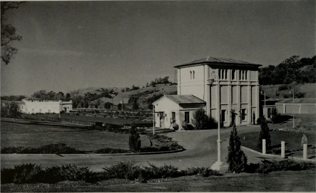 An illustration from Architect and engineer, 1905, leaf 119