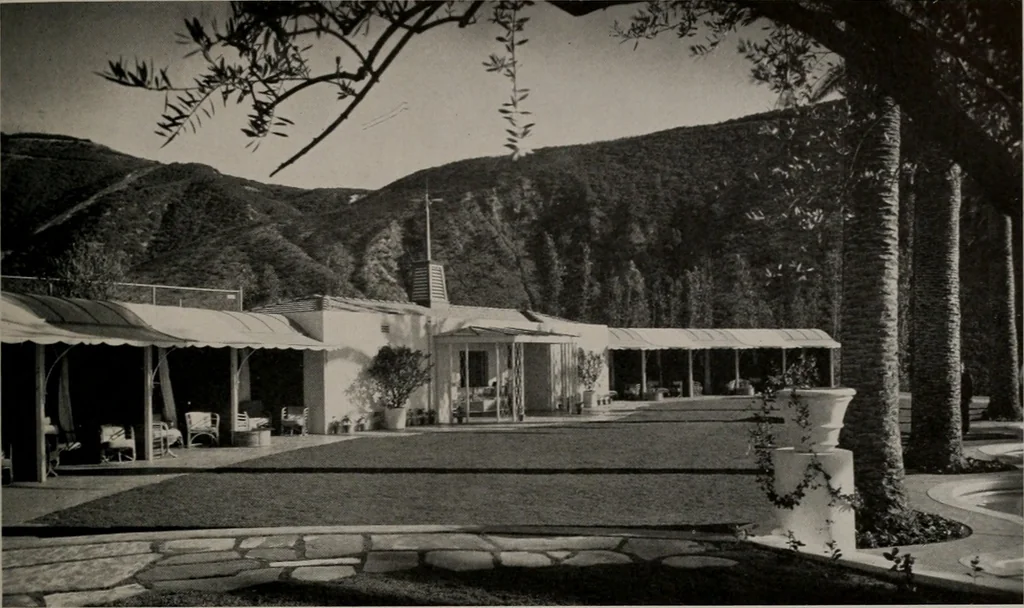 An illustration from Architect and engineer, 1905, leaf 166