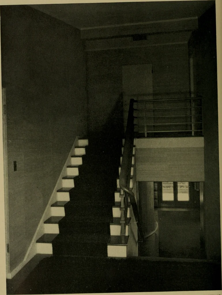 An illustration from Architect and engineer, 1905, leaf 255