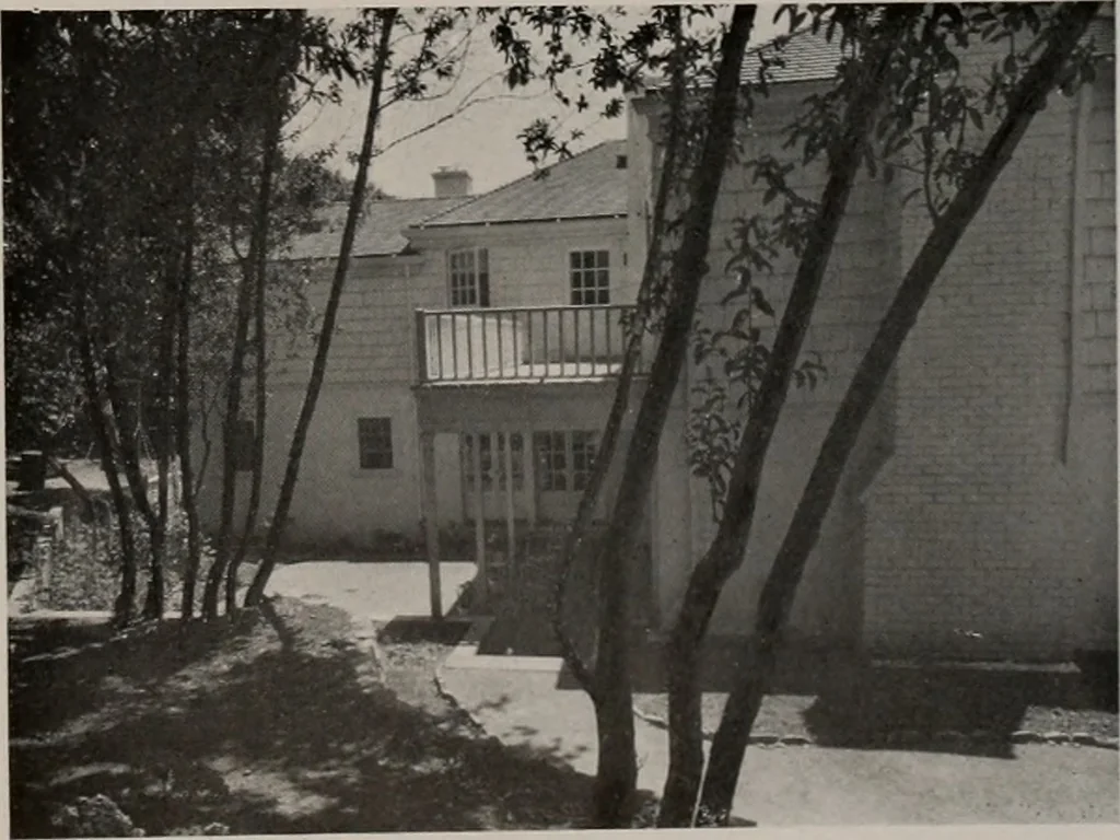 An illustration from Architect and engineer, 1905, leaf 36