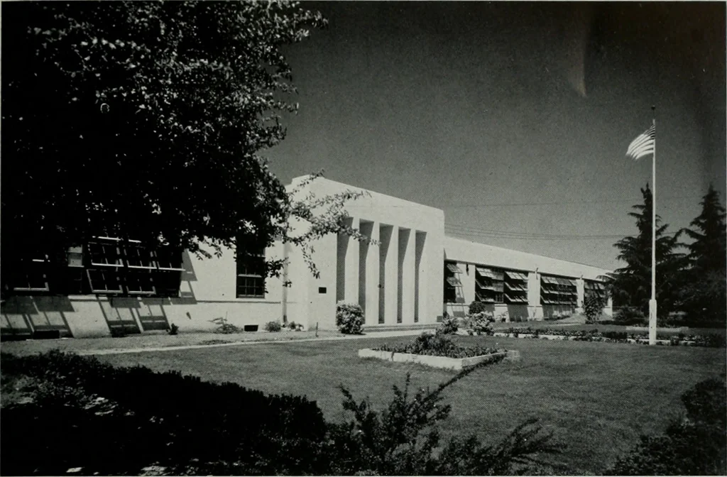 An illustration from Architect and engineer, 1905, leaf 180