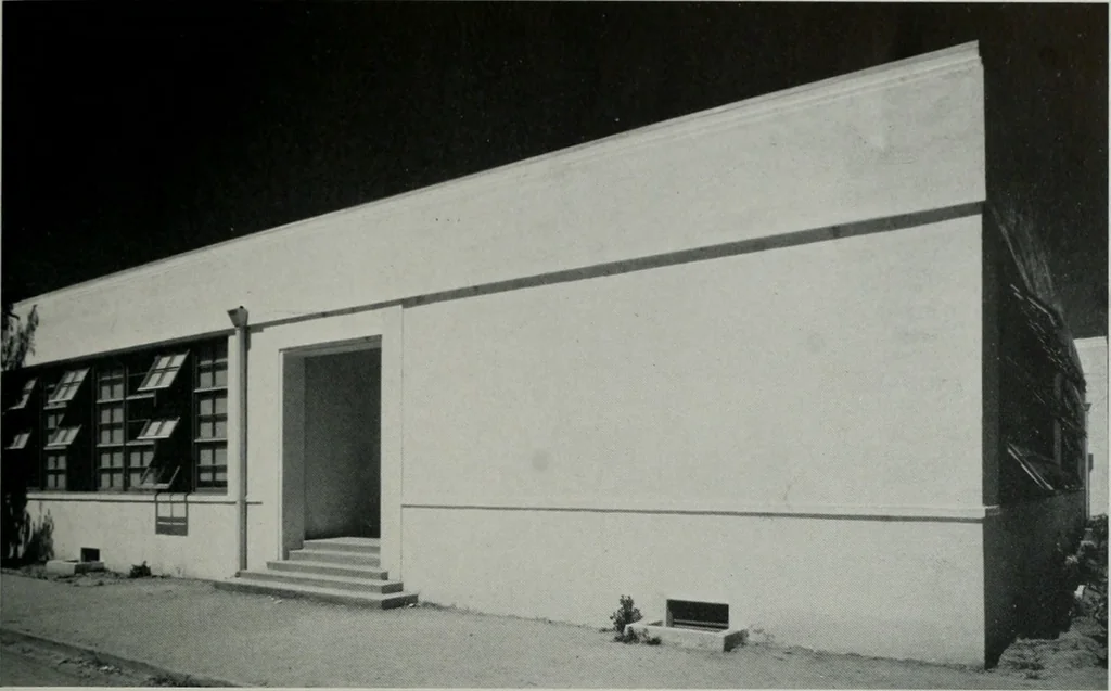 An illustration from Architect and engineer, 1905, leaf 182