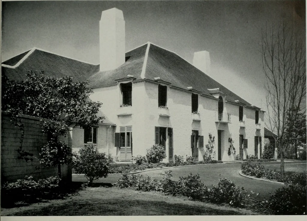 An illustration from Architect and engineer, 1905, leaf 266
