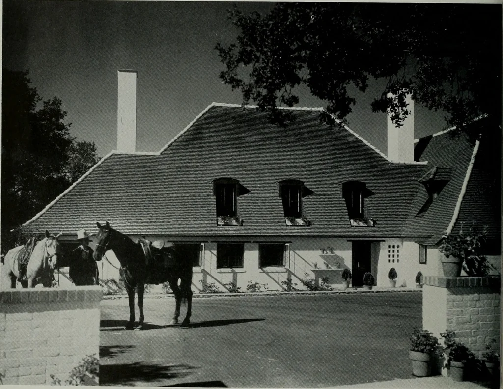 An illustration from Architect and engineer, 1905, leaf 275