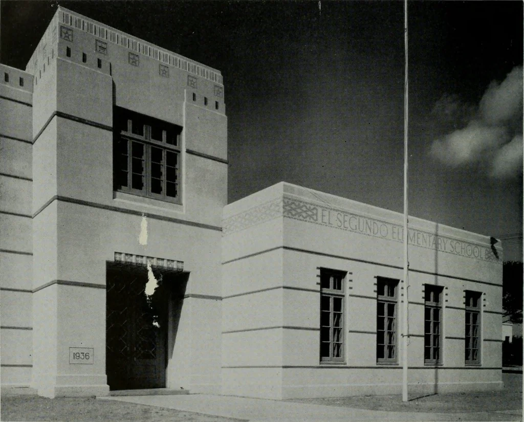 An illustration from Architect and engineer, 1905, leaf 355
