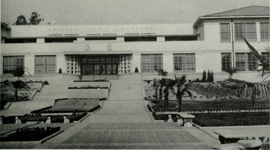 An illustration from Architect and engineer, 1905, leaf 360