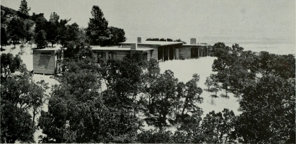 An illustration from Architect and engineer, 1905, leaf 420