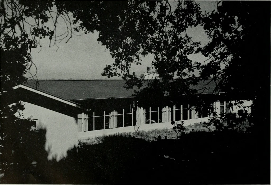 An illustration from Architect and engineer, 1905, leaf 437