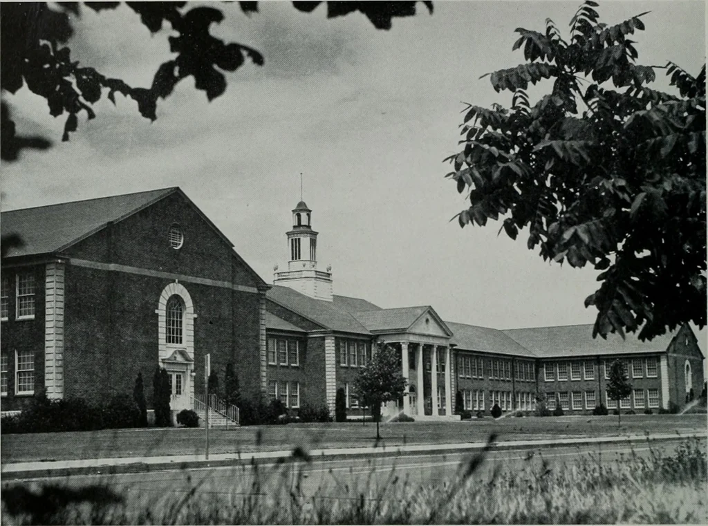 An illustration from Architect and engineer, 1905, leaf 45