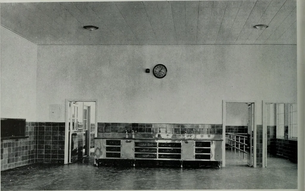 An illustration from Architect and engineer, 1905, leaf 91