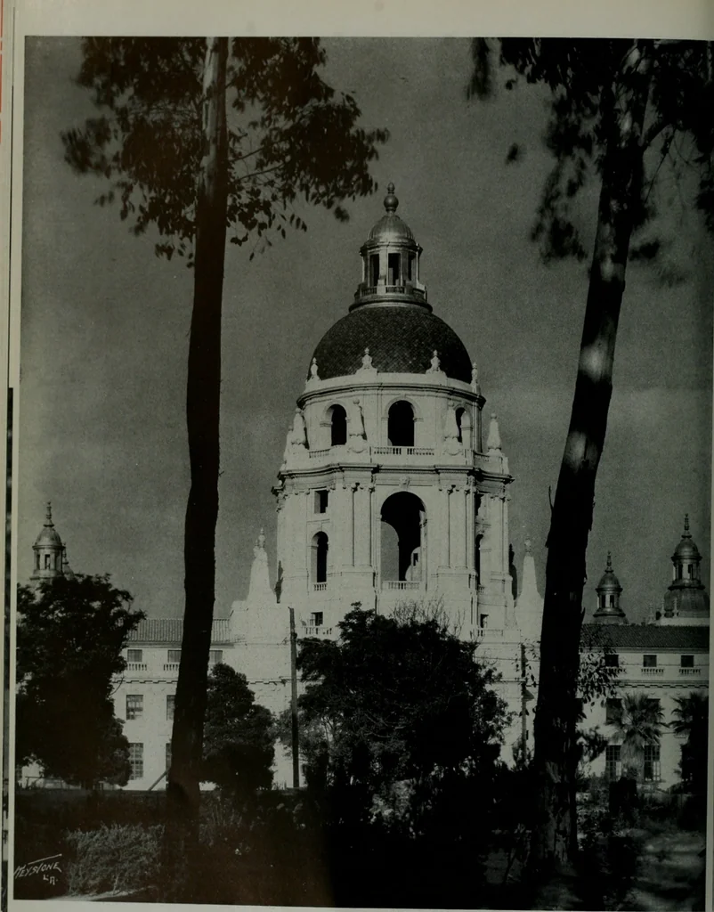 An illustration from Architect and engineer, 1905, leaf 121