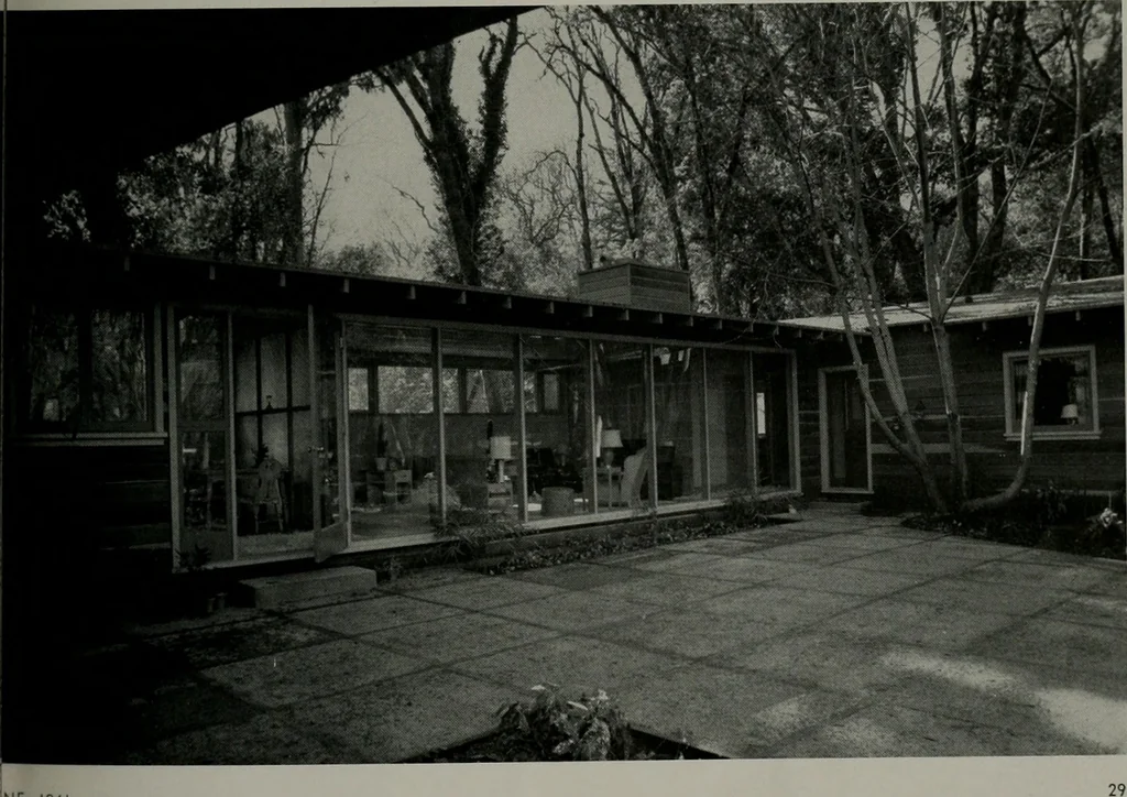 An illustration from Architect and engineer, 1905, leaf 200