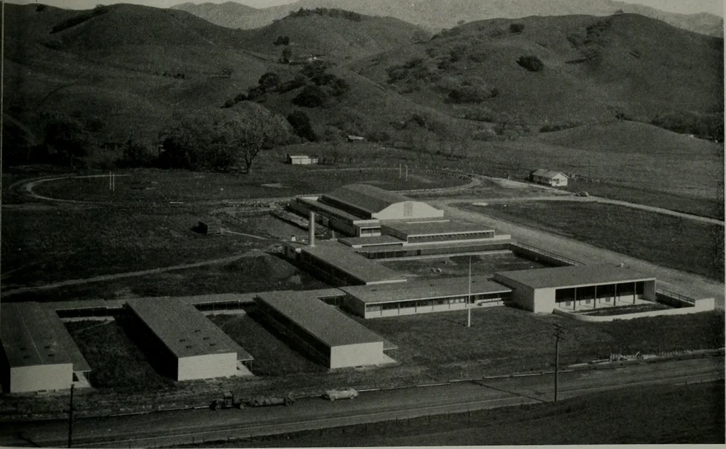 An illustration from Architect and engineer, 1905, leaf 204