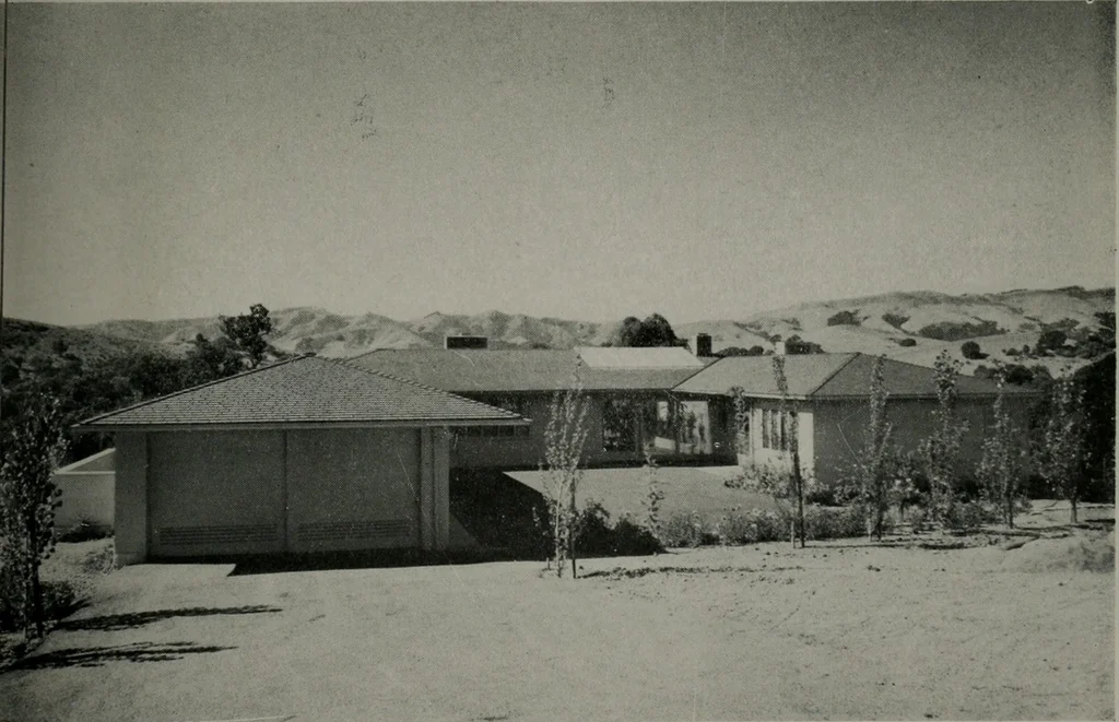An illustration from Architect and engineer, 1905, leaf 210