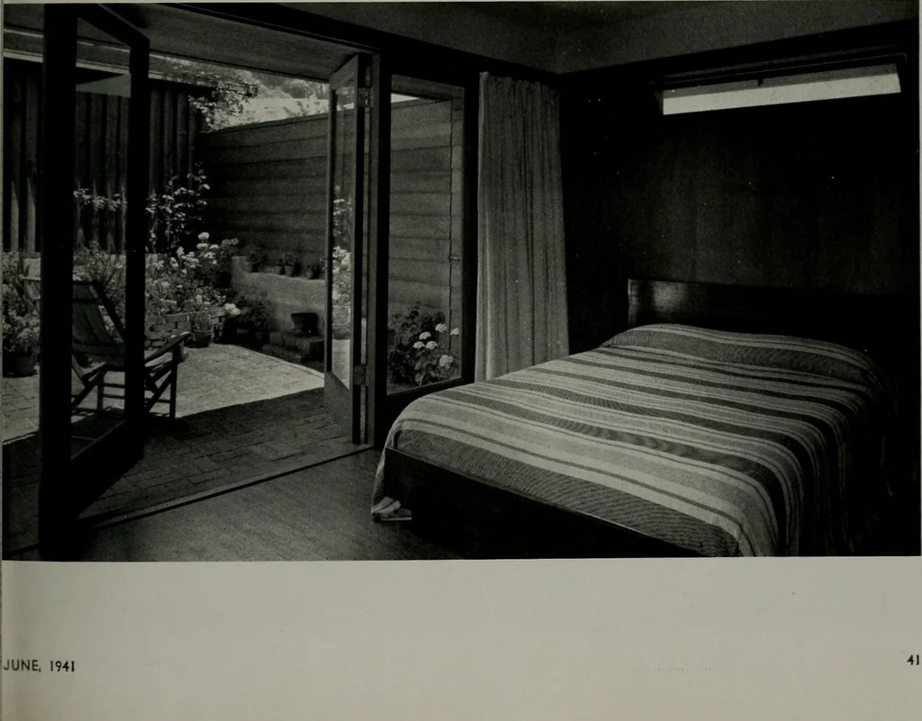 An illustration from Architect and engineer, 1905, leaf 212