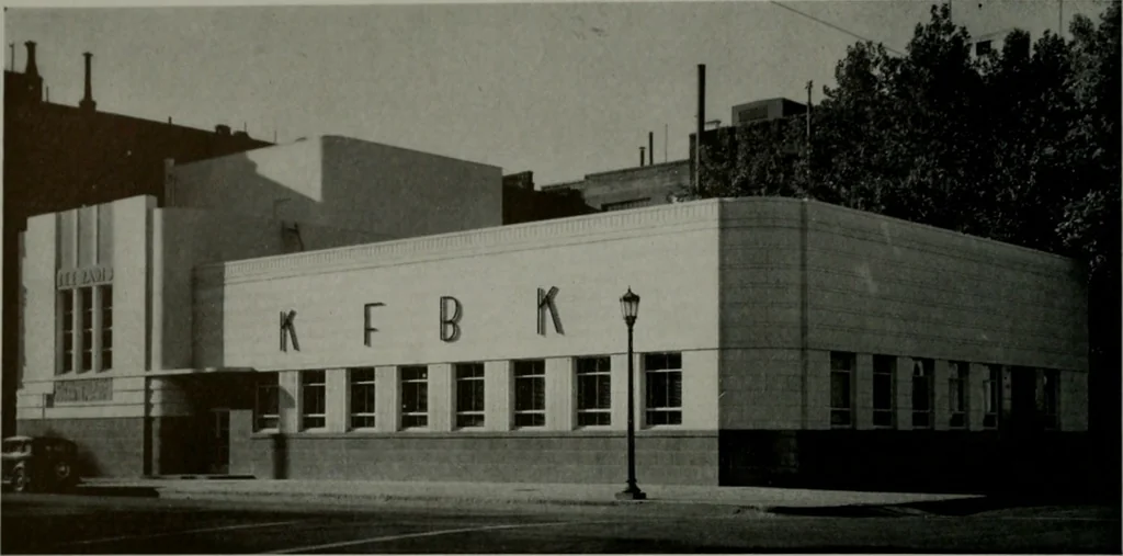 An illustration from Architect and engineer, 1905, leaf 49