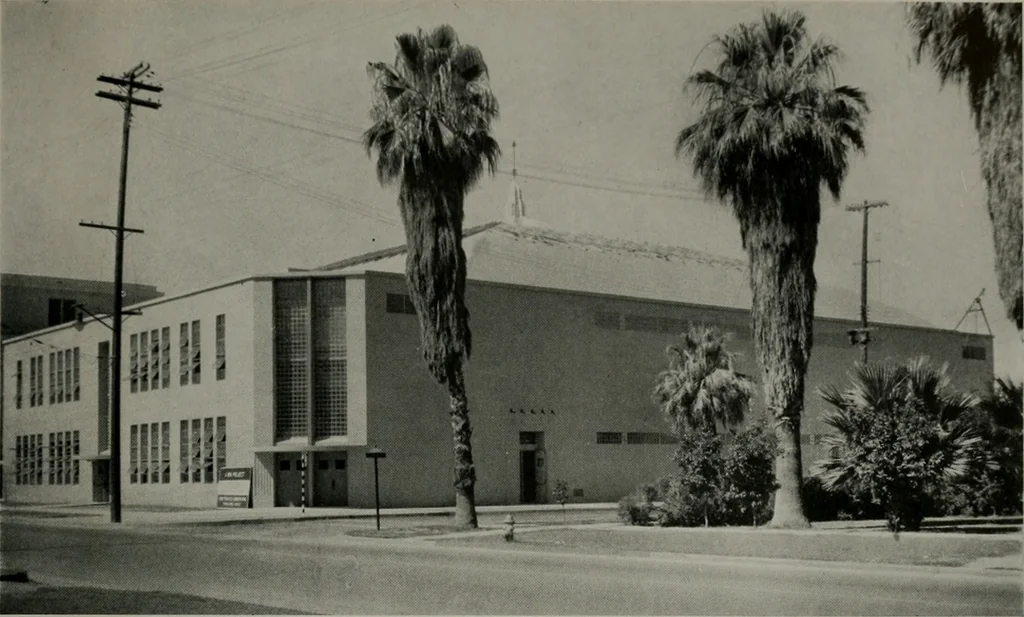 An illustration from Architect and engineer, 1905, leaf 268