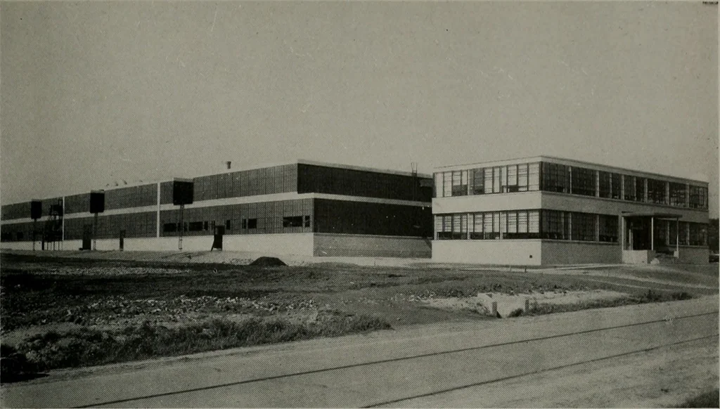 An illustration from Architect and engineer, 1905, leaf 330
