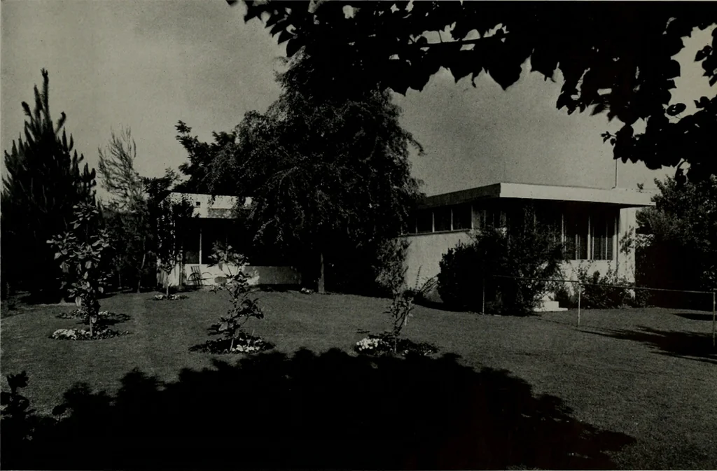 An illustration from Architect and engineer, 1905, leaf 40