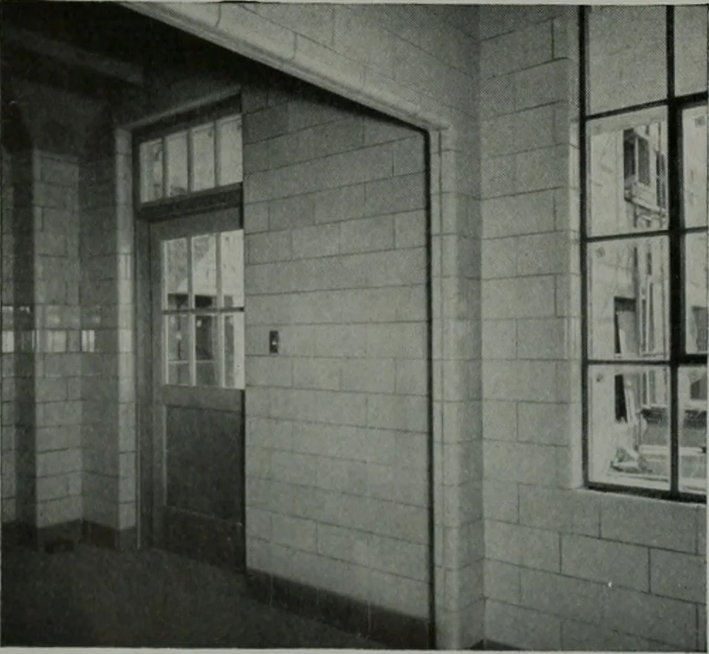 An illustration from Architect and engineer, 1905, leaf 135