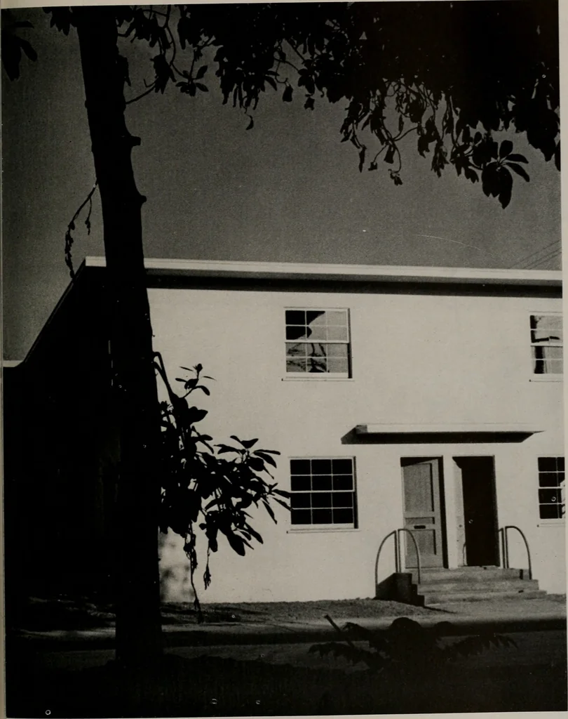 An illustration from Architect and engineer, 1905, leaf 202