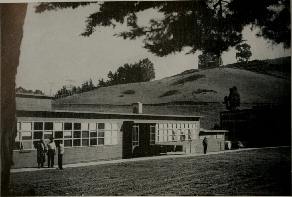 An illustration from Architect and engineer, 1905, leaf 267