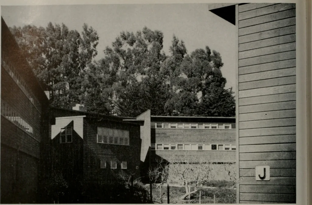 An illustration from Architect and engineer, 1905, leaf 269