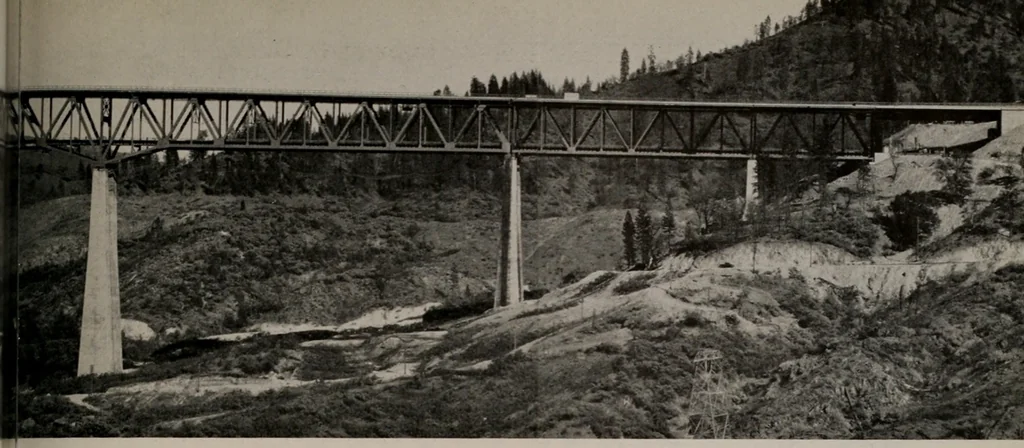 An illustration from Architect and engineer, 1905, leaf 340