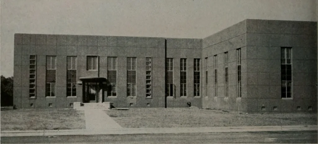 An illustration from Architect and engineer, 1905, leaf 377