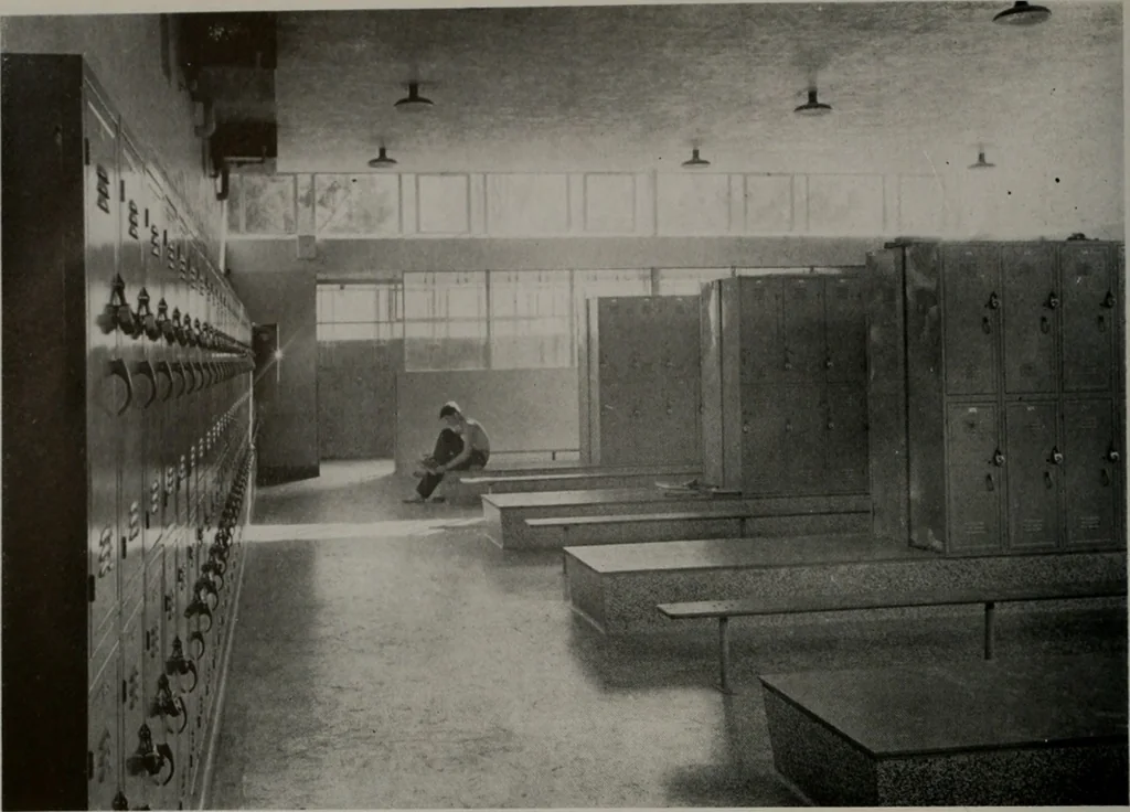 An illustration from Architect and engineer, 1905, leaf 425