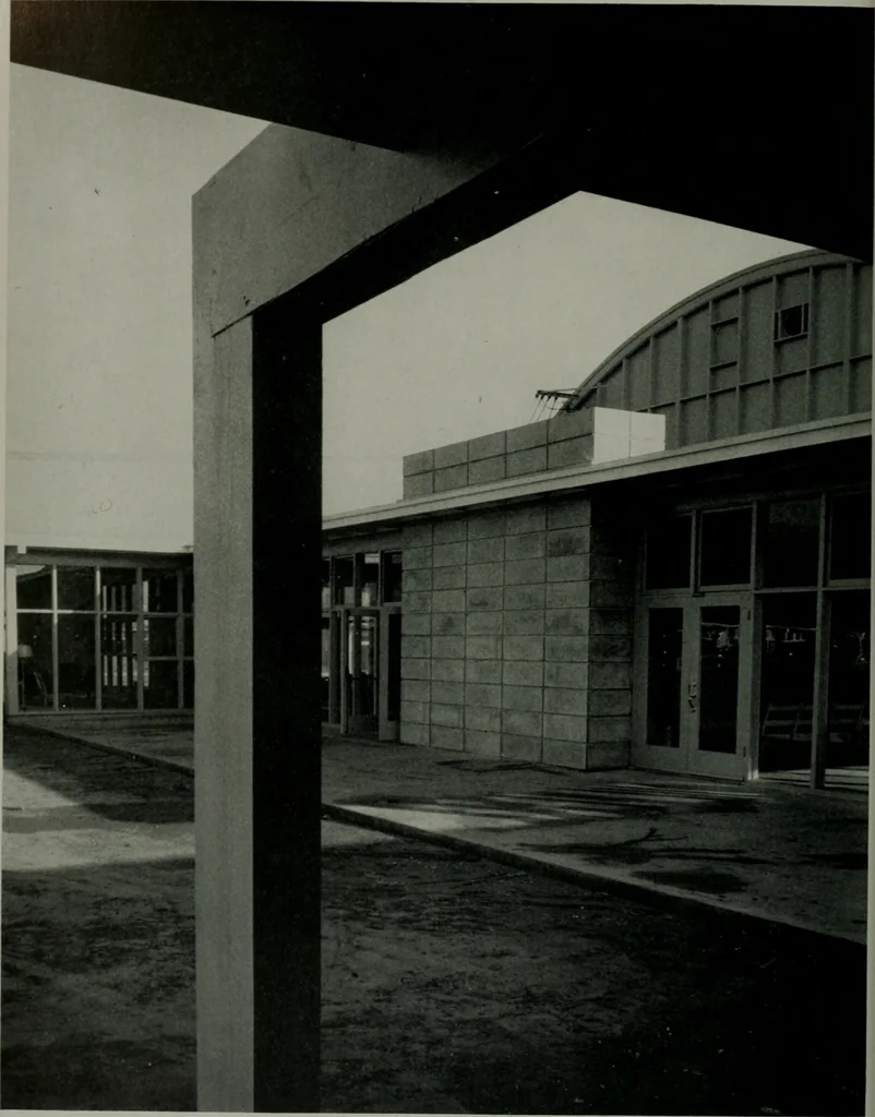 An illustration from Architect and engineer, 1905, leaf 125