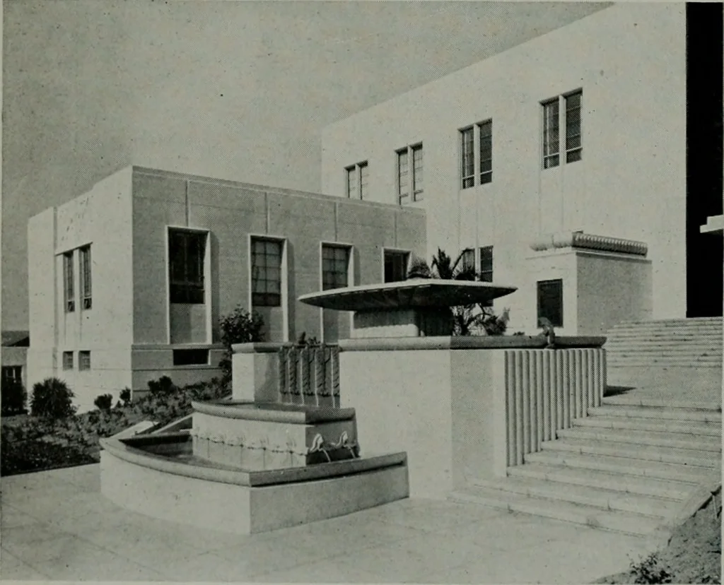 An illustration from Architect and engineer, 1905, leaf 81