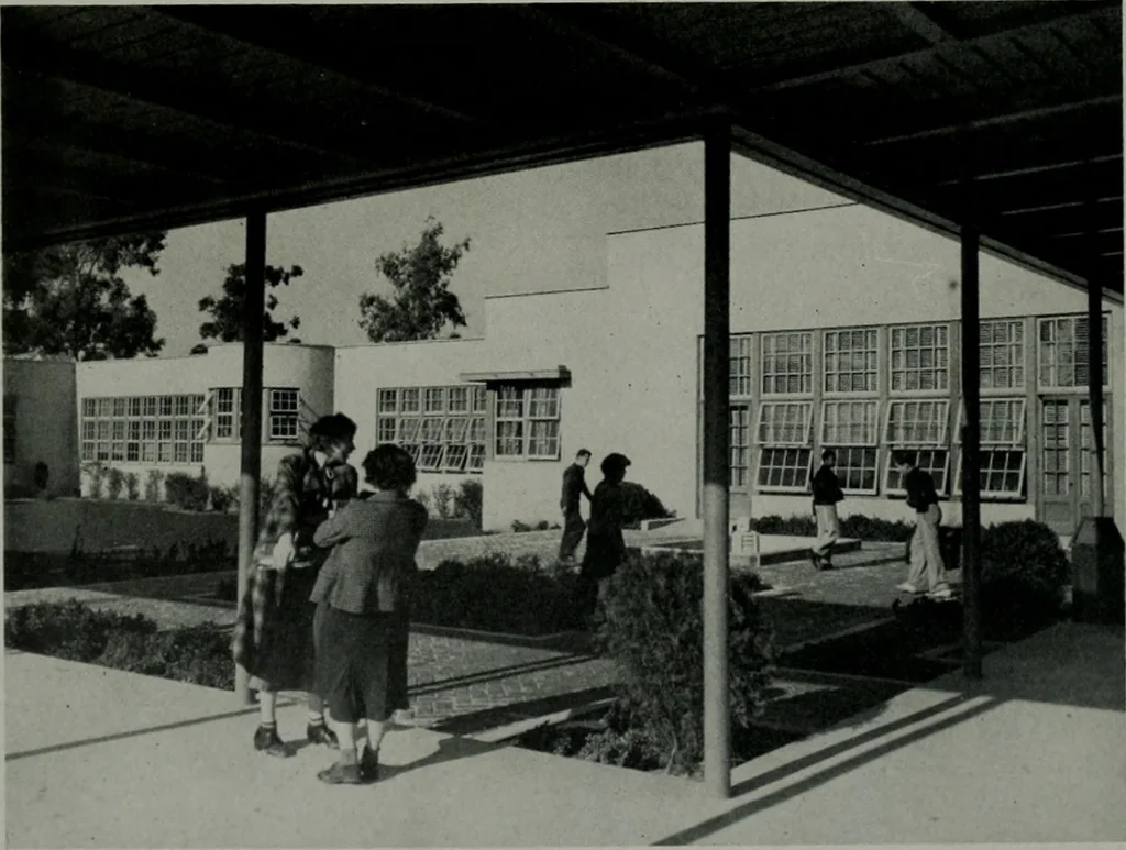 An illustration from Architect and engineer, 1905, leaf 97