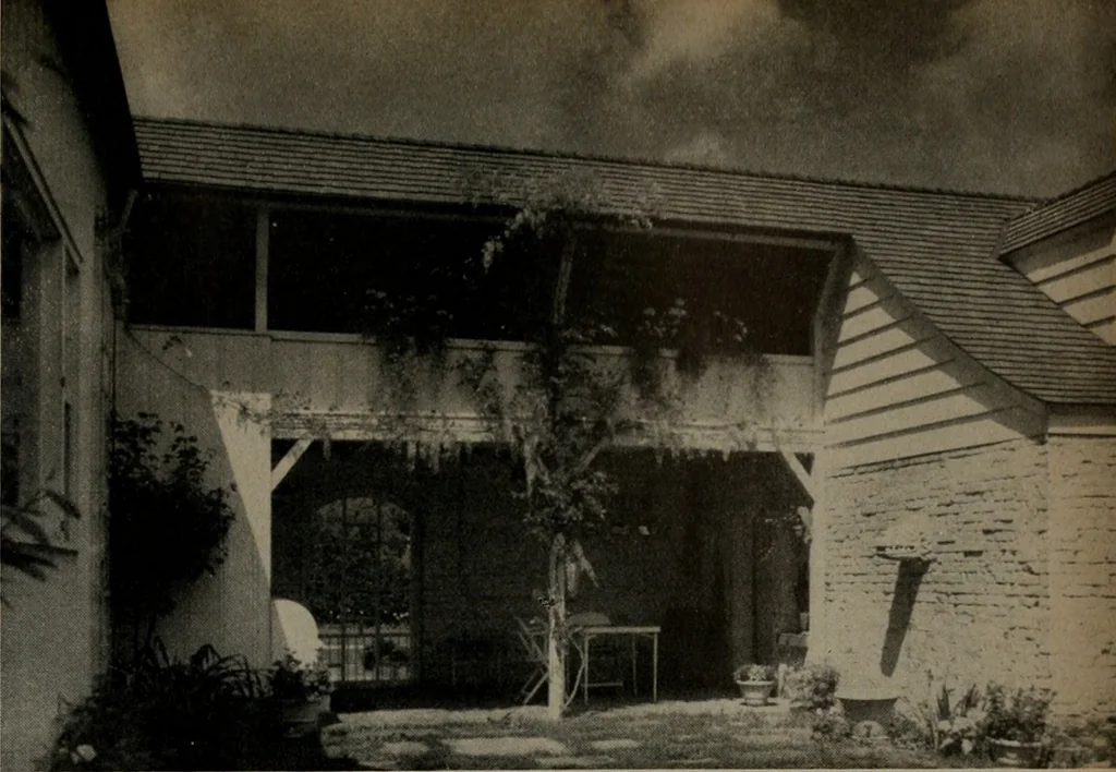 An illustration from Architect and engineer, 1905, leaf 236