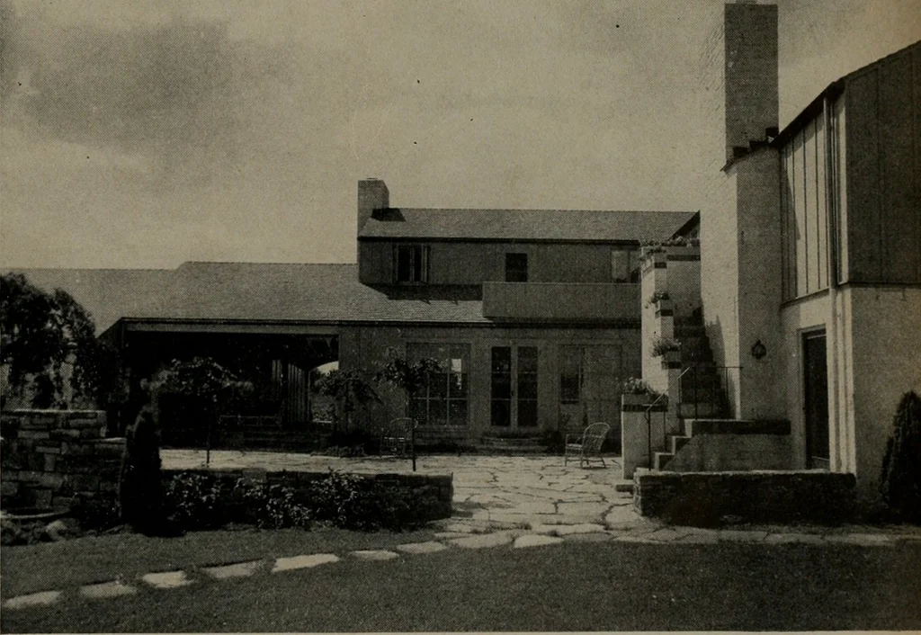 An illustration from Architect and engineer, 1905, leaf 236