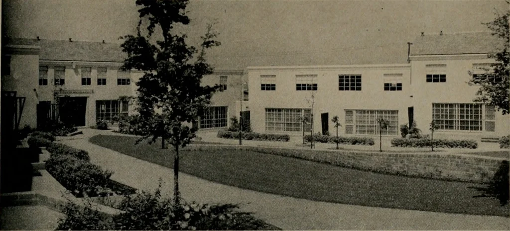 An illustration from Architect and engineer, 1905, leaf 268