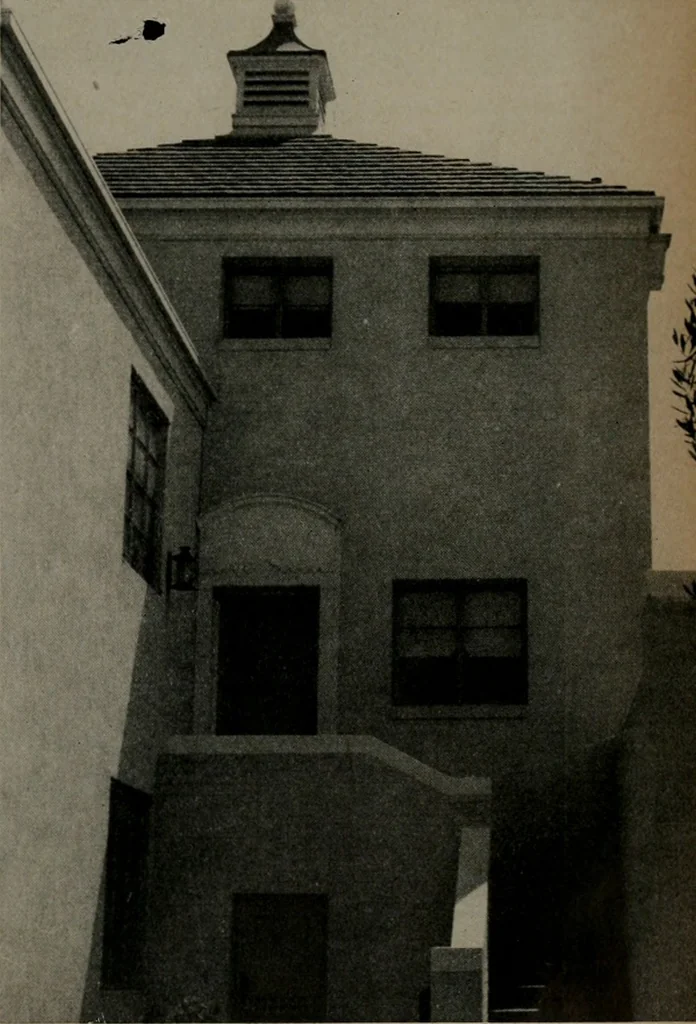 An illustration from Architect and engineer, 1905, leaf 280