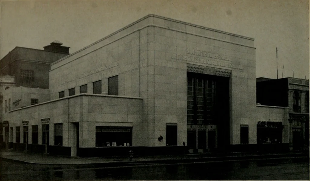 An illustration from Architect and engineer, 1905, leaf 425