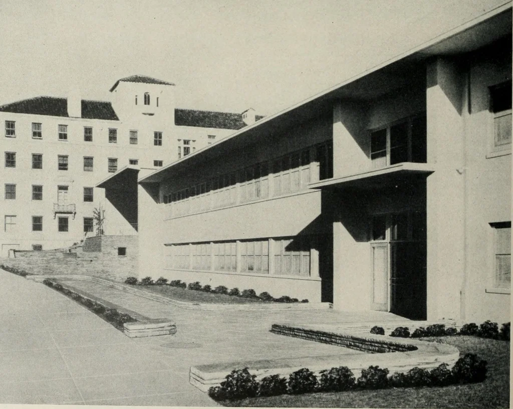 An illustration from Architect and engineer, 1905, leaf 199