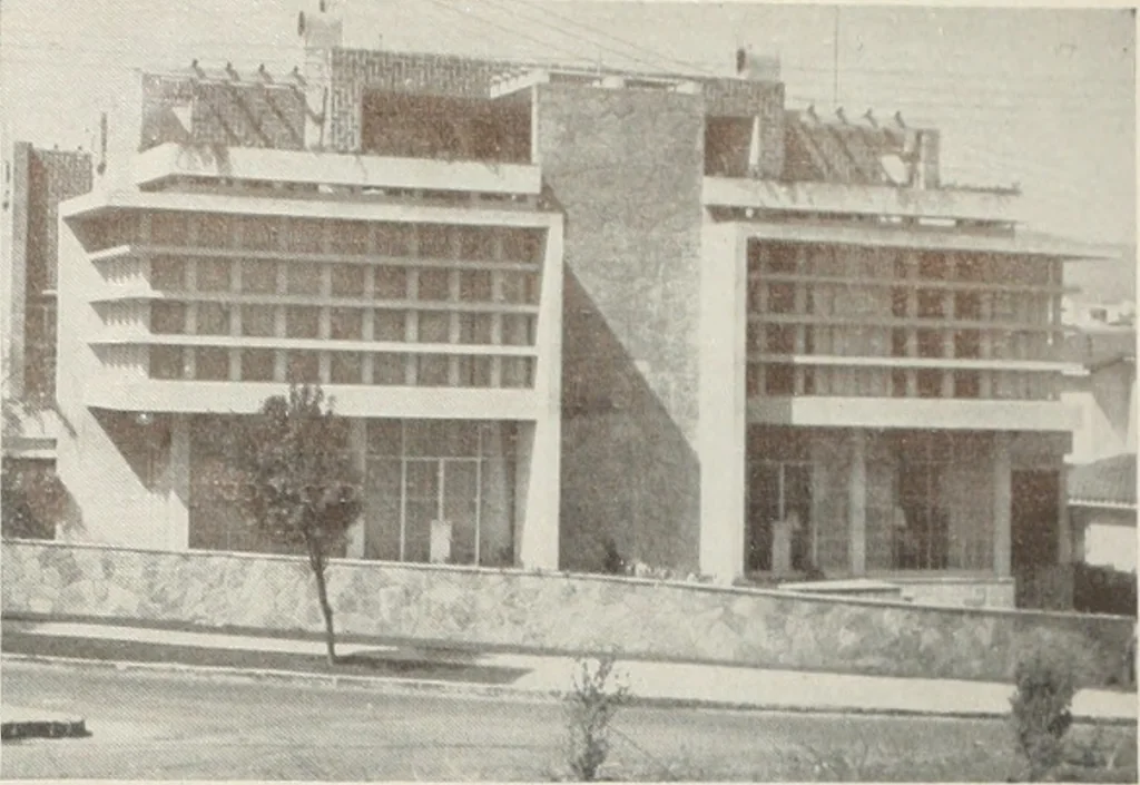 An illustration from Architect and engineer, 1905, leaf 208