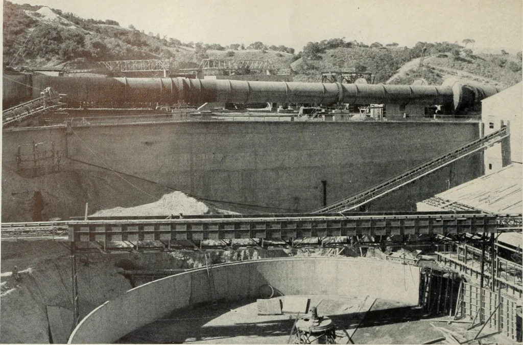 An illustration from Architect and engineer, 1905, leaf 249