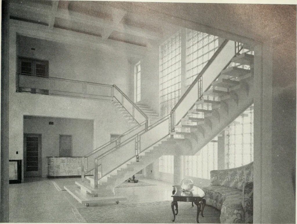 An illustration from Architect and engineer, 1905, leaf 400