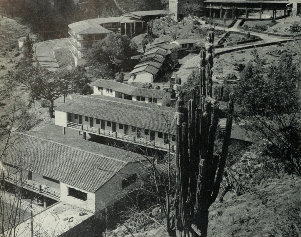 An illustration from Architect and engineer, 1905, leaf 401