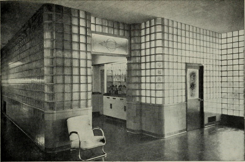 An illustration from Architect and engineer, 1905, leaf 204