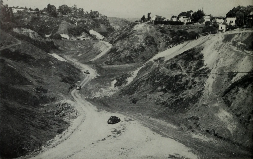 An illustration from Architect and engineer, 1905, leaf 319